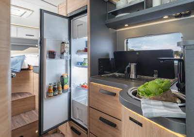 1100_R12_700-MEG_IN+BP_4718_2026