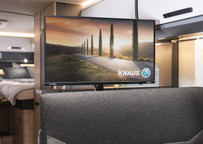 1100_R12_700-MEG_IN+BP_5692_2025