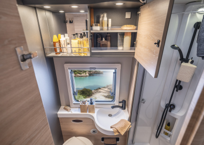 1100_R12_700-MEG_IN+BP_5716_2025