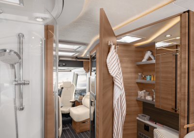 1100_R03_700-LEG_IN_3303_anschnitt