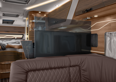 1100_R03_900-LEG_IN_2931