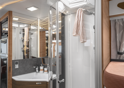 1100_R03_900-LEG_IN_3065