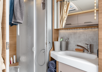 1100_R11_550-MF_IN_7821_eine_ebene